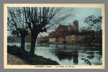 Auxerre (Yonne). Les bords de l'Yonne et les quais