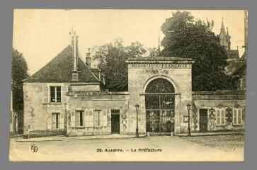 20. Auxerre. La Préfecture K.D.