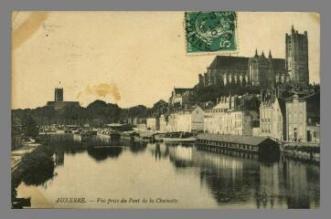 1 vue  - Auxerre. Vue prise du pont de la Chaînette (ouvre la visionneuse)