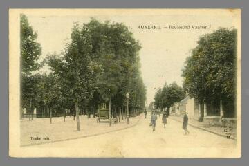 1 vue  - 41. Auxerre. Boulevard Vauban (ouvre la visionneuse)