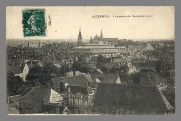 1 vue  - Auxerre. Vue prise de Saint-Germain (ouvre la visionneuse)