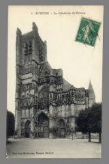 1 vue  - 2. Auxerre. La Cathédrale Saint-Étienne (ouvre la visionneuse)