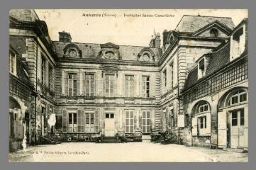1 vue  - Auxerre (Yonne). Institution Sainte-Geneviève (ouvre la visionneuse)