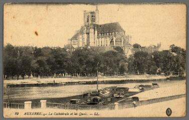 1 vue  - 89. Auxerre. La cathédrale et les quais. (ouvre la visionneuse)