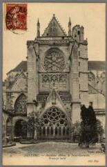 1 vue  - 47. Auxerre. Ancienne abbaye de Saint-Germain, transept nord. (ouvre la visionneuse)