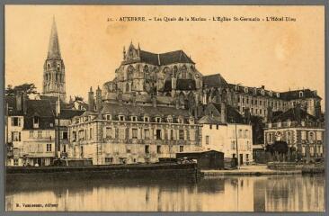 1 vue  - 21. Auxerre. Les quais de la Marine. L\'église St Germain. L\'hôtel Dieu. (ouvre la visionneuse)