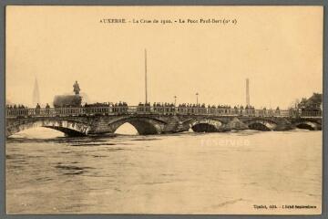1 vue  - Auxerre. La crue de 1910. Le pont Paul Bert. (n° 1) (ouvre la visionneuse)