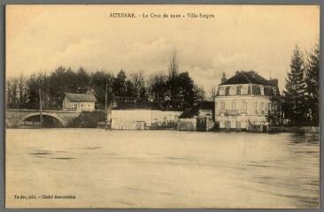 1 vue  - Auxerre. La crue de 1910. Villa Saïgon. (ouvre la visionneuse)