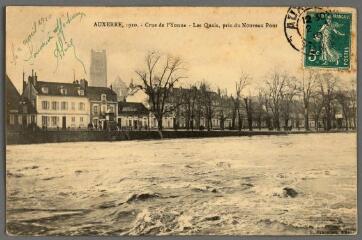1 vue  - Auxerre, 1910. Crue de l\'Yonne. Les quais, pris du nouveau pont. (ouvre la visionneuse)