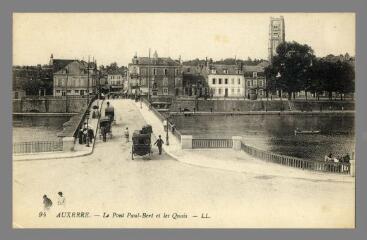 1 vue  - 94. Auxerre. Le pont Paul-Bert et les quais (ouvre la visionneuse)