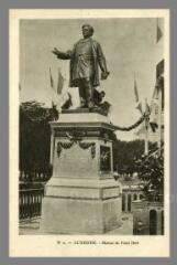 1 vue  - n° 2 – Statue de Paul-Bert (ouvre la visionneuse)