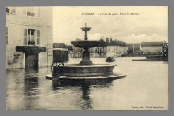 1 vue Auxerre. La Crue de 1910, Place Saint-Nicolas