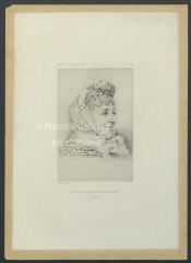 1 vue  - Reproduction photographique d\'un portrait au fusain représentant Madame la Marquise de Blocqueville, née Louise-Adélaïde d\'Eckmuhl (ouvre la visionneuse)
