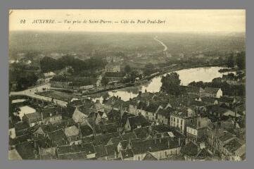 1 vue - 22. Auxerre. Vue prise de Saint-Pierre, côté Paul-Bert (ouvre la visionneuse)