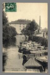 1 vue - Auxerre. Vue prise à l\'Ecluse du Bâtardeau (ouvre la visionneuse)