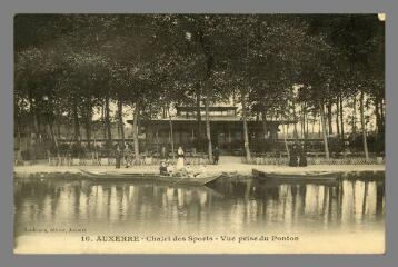 1 vue - 10. Auxerre. Chalet des Sports, vue prise du ponton (ouvre la visionneuse)