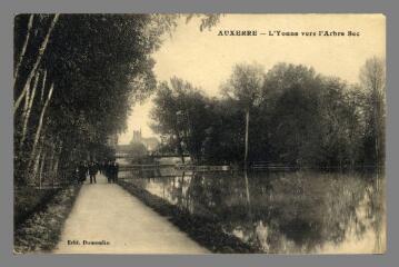 1 vue Auxerre. L'Yonne vers l'Arbre Sec