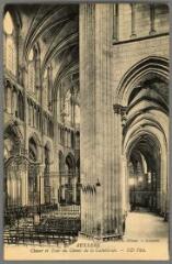 1 vue - Auxerre. Chœur et tour du chœur de la cathédrale. (ouvre la visionneuse)